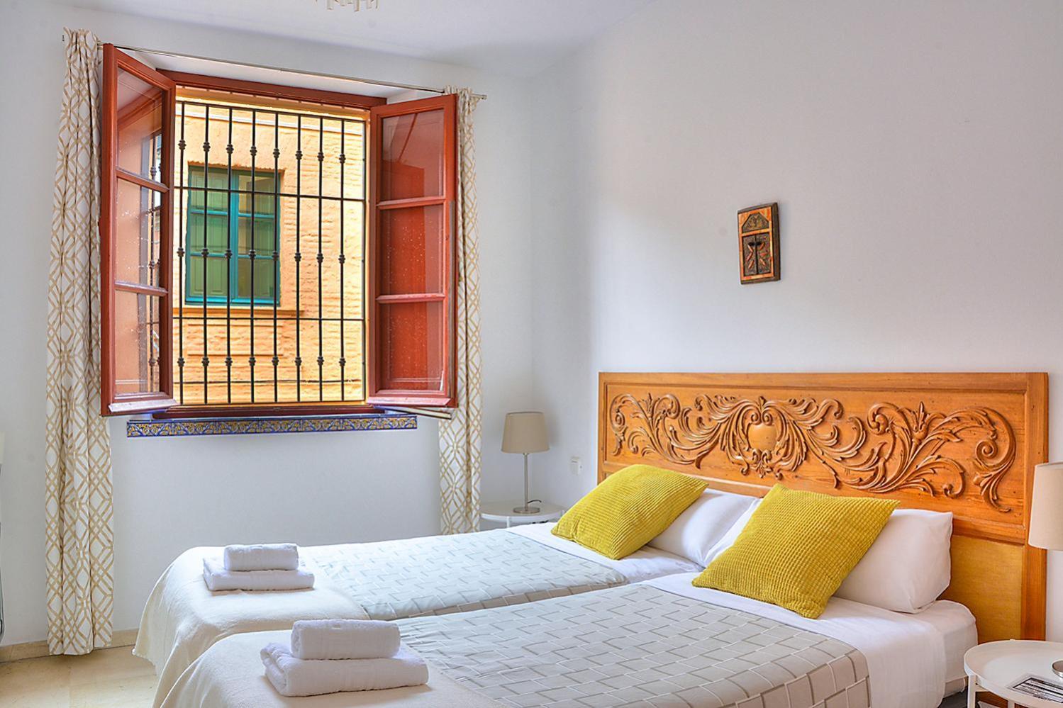 Apartamento Torre de la Plata Sevilla Bagian luar foto